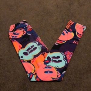 LulaRoe Disney leggings